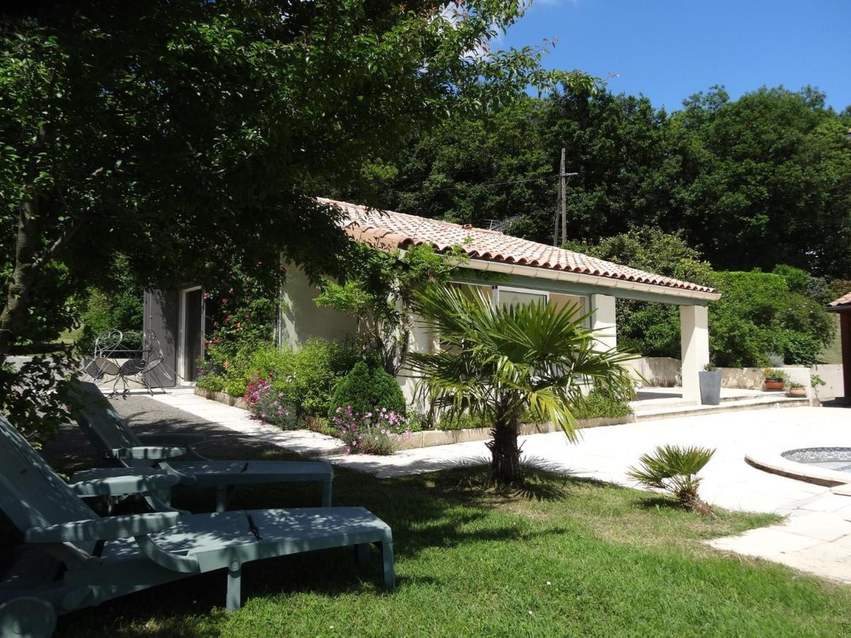 Le Prieure La Motte-de-Galaure Exterior foto
